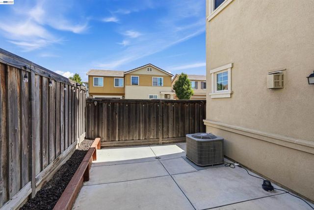 146 Halsey Way, Pittsburg, CA 94565