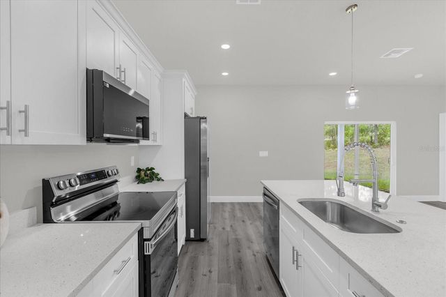 1233 W SHADY LANE, Dunnellon, FL 34434