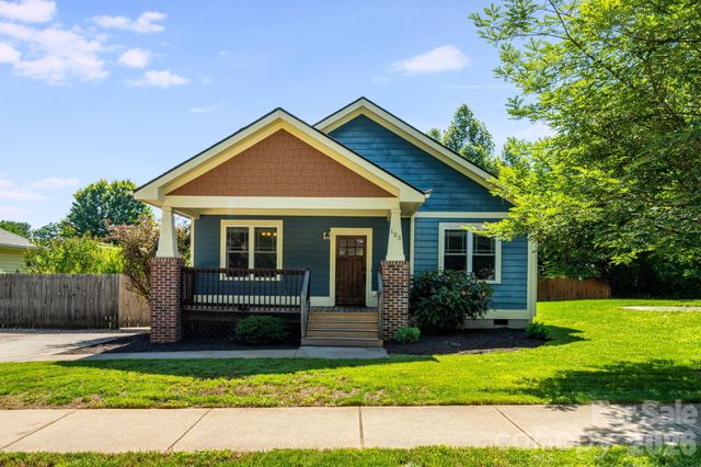 123 Estelle Park Drive, Asheville, NC 28806