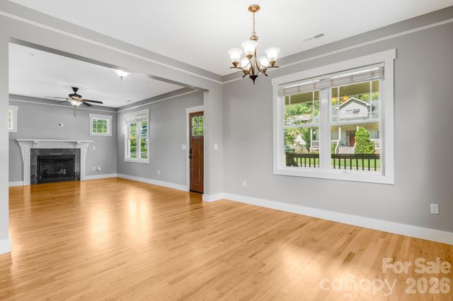 123 Estelle Park Drive, Asheville, NC 28806
