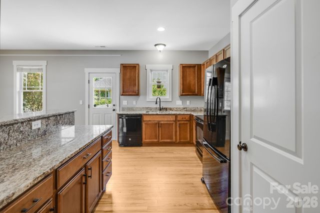 123 Estelle Park Drive, Asheville, NC 28806
