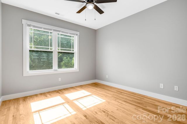 123 Estelle Park Drive, Asheville, NC 28806