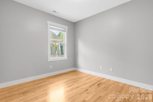 123 Estelle Park Drive, Asheville, NC 28806