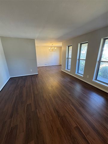 4914 Chilton Drive, Dallas, TX 75227