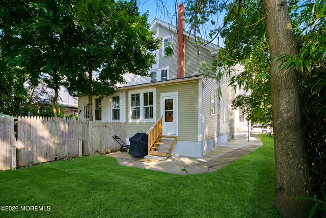 42 Union Street, Mount Holly, NJ 08060