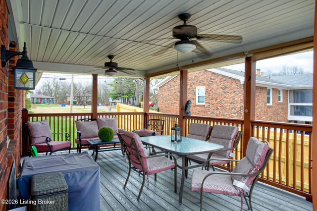 8501 Gregory Way, Louisville, KY 40219