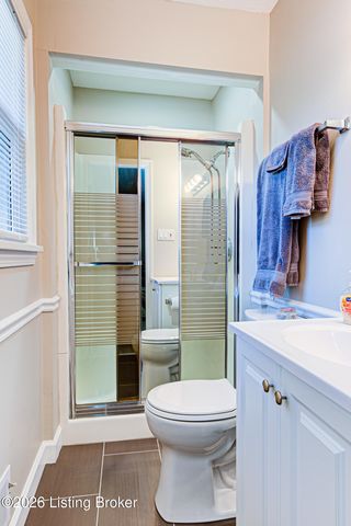 8501 Gregory Way, Louisville, KY 40219