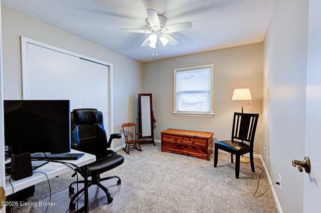 8501 Gregory Way, Louisville, KY 40219