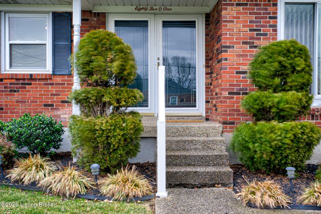 8501 Gregory Way, Louisville, KY 40219