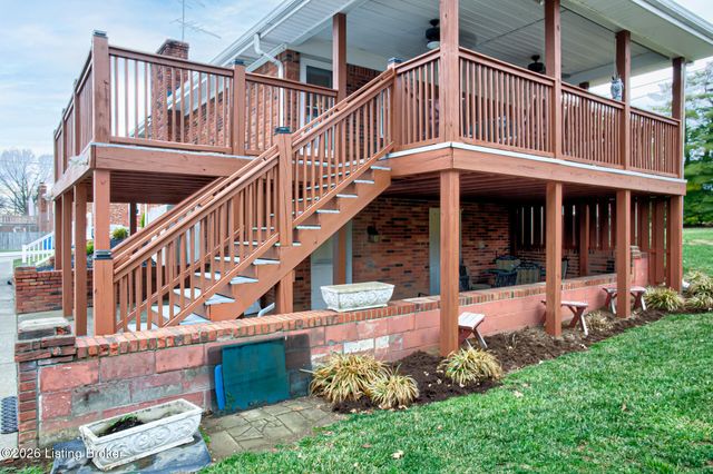 8501 Gregory Way, Louisville, KY 40219