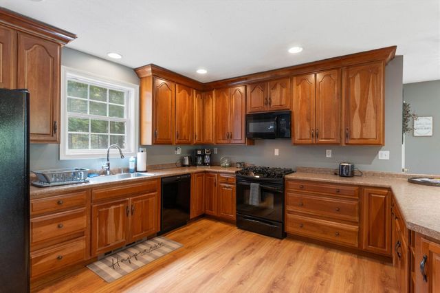 70 Landsdown Lane, Conway, NH 03818