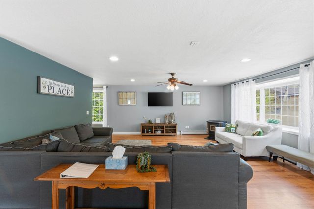 70 Landsdown Lane, Conway, NH 03818