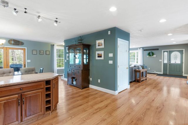 70 Landsdown Lane, Conway, NH 03818