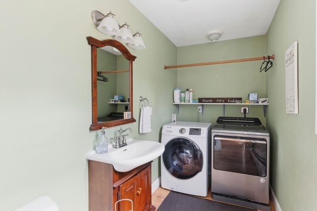 70 Landsdown Lane, Conway, NH 03818
