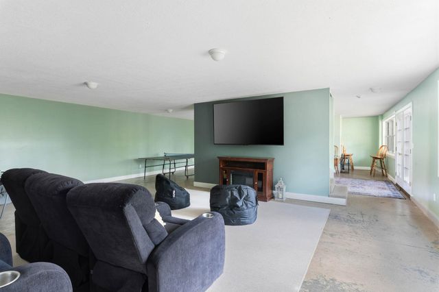 70 Landsdown Lane, Conway, NH 03818