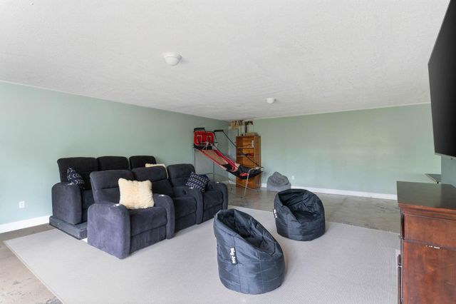 70 Landsdown Lane, Conway, NH 03818