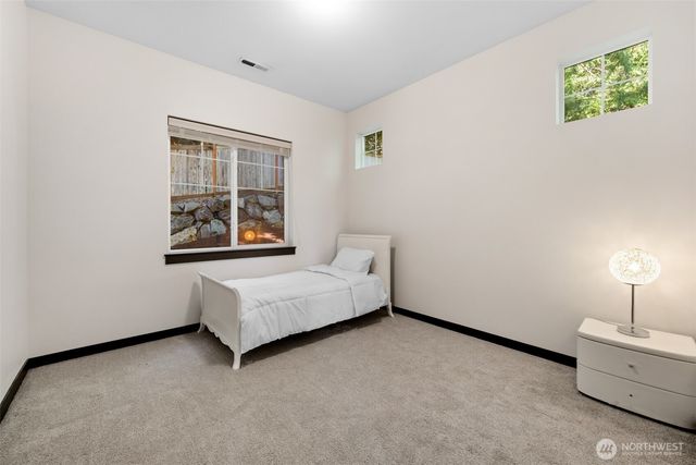 16990 NE 84th Court, Redmond, WA 98052