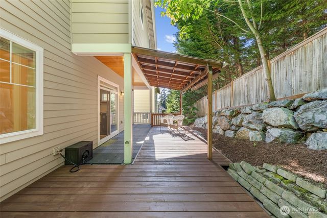 16990 NE 84th Court, Redmond, WA 98052