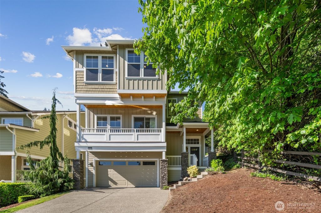 16990 NE 84th Court, Redmond, WA 98052