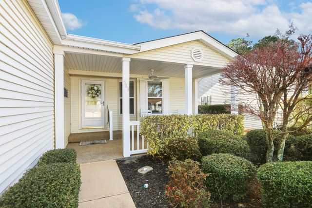 583 Woodholme Dr., Conway, SC 29526