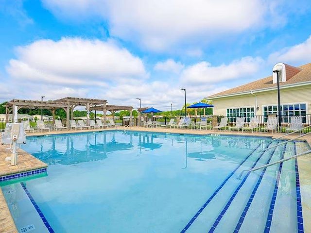 583 Woodholme Dr., Conway, SC 29526