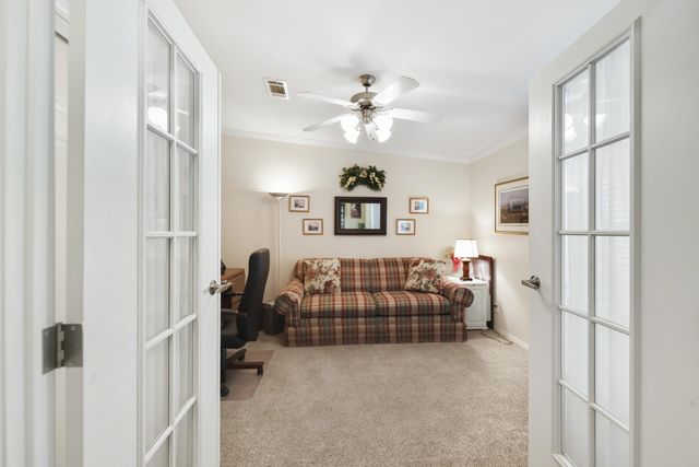 583 Woodholme Dr., Conway, SC 29526