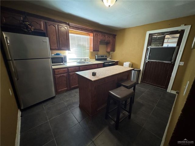 3757 Tom Gill Road, Penitas, TX 78576