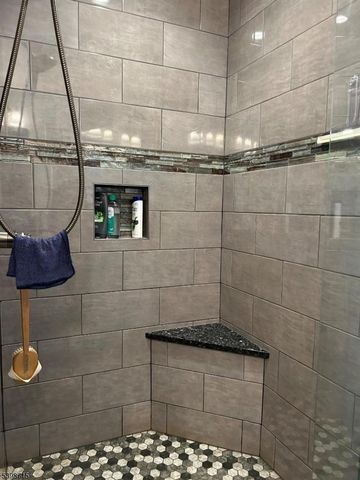 333 S 4Th St, Lopatcong Twp., NJ 08865