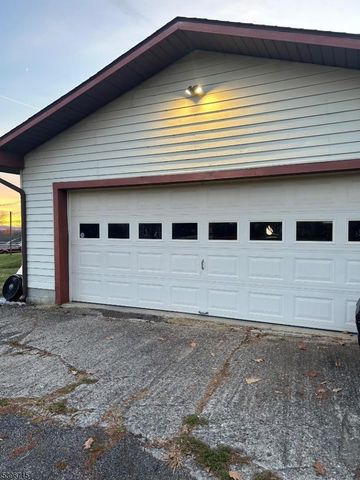 333 S 4Th St, Lopatcong Twp., NJ 08865