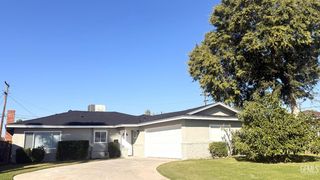 3004 Saratoga Street, Bakersfield, CA 93306