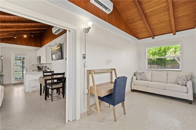 2134 Palm ST, Naples, FL 34119