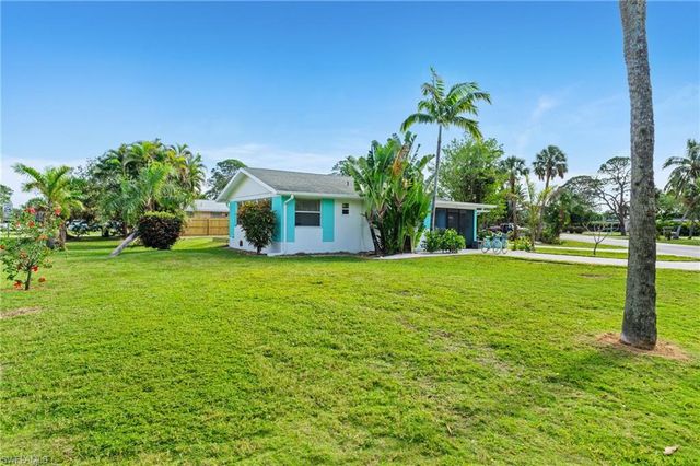2134 Palm ST, Naples, FL 34119