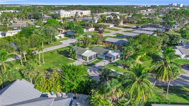 2134 Palm ST, Naples, FL 34119