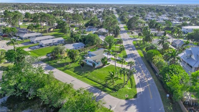 2134 Palm ST, Naples, FL 34119