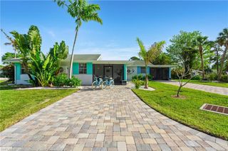 2134 Palm ST, Naples, FL 34119