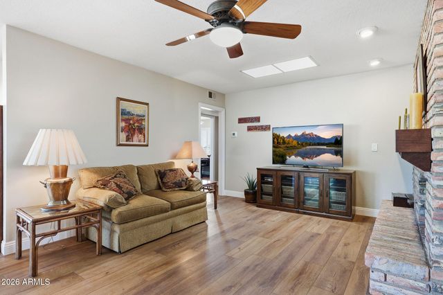 14447 N CAMEO Point, Sun City, AZ 85351