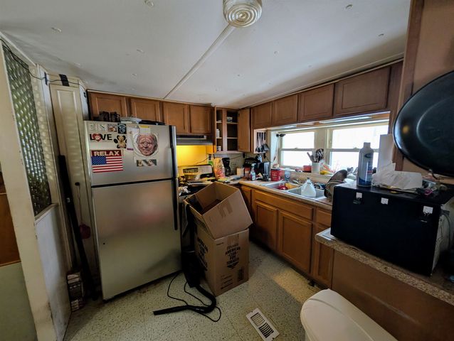 59 Estes Road, Rochester, NH 03839