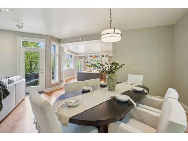 6103 Nw CORNELL Rd, Portland, OR 97210