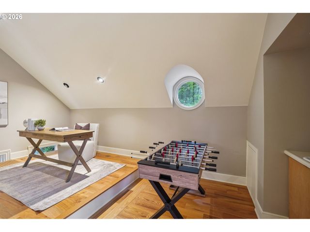 6103 Nw CORNELL Rd, Portland, OR 97210