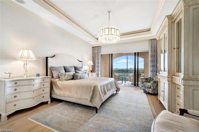 2542 Marquesa Royale LN 6, Naples, FL 34109