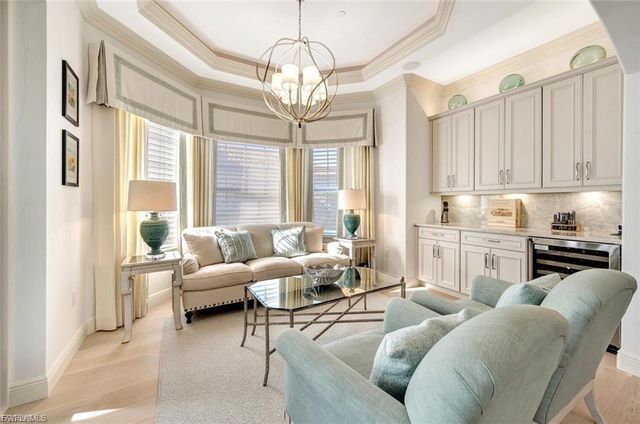 2542 Marquesa Royale LN 6, Naples, FL 34109