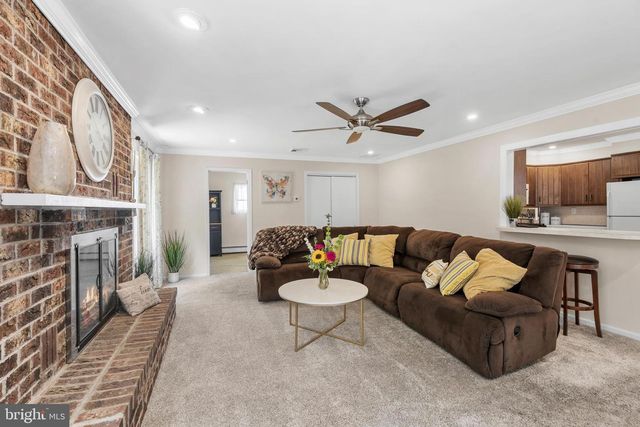 119 HARVEST RD, Levittown, PA 19056