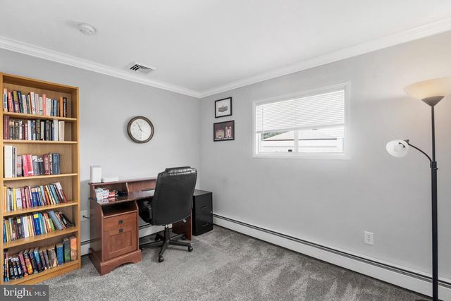 119 HARVEST RD, Levittown, PA 19056