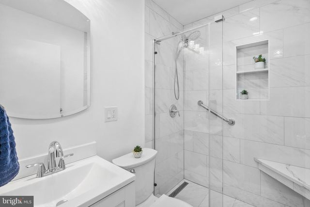119 HARVEST RD, Levittown, PA 19056