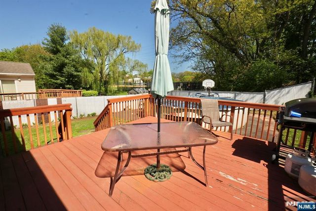 16 Morse Place, Belleville, NJ 07109