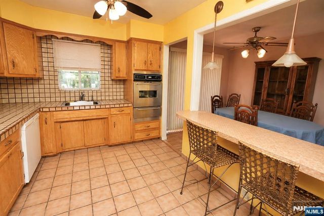 16 Morse Place, Belleville, NJ 07109