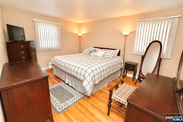 16 Morse Place, Belleville, NJ 07109
