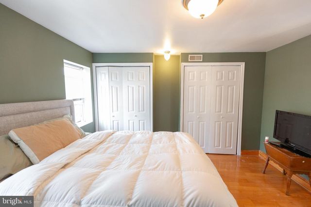 808 GAUL ST, Philadelphia, PA 19125