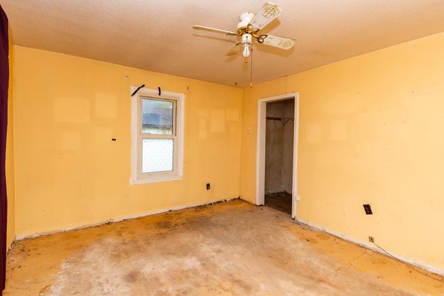 743 State Highway 32, Buffalo, MO 65622