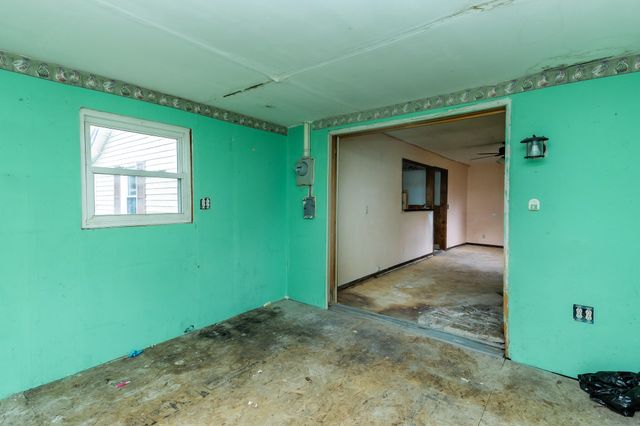 743 State Highway 32, Buffalo, MO 65622